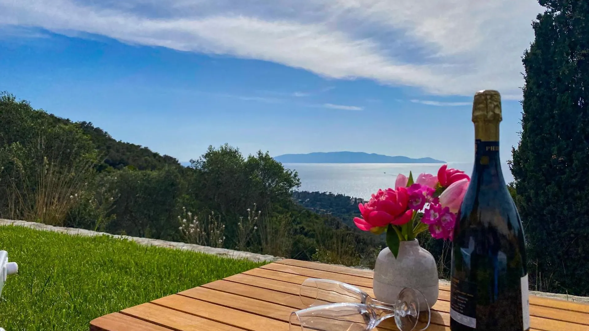 Villa Il Tramonto By Great Stays Porto Santo Stefano  Italy
